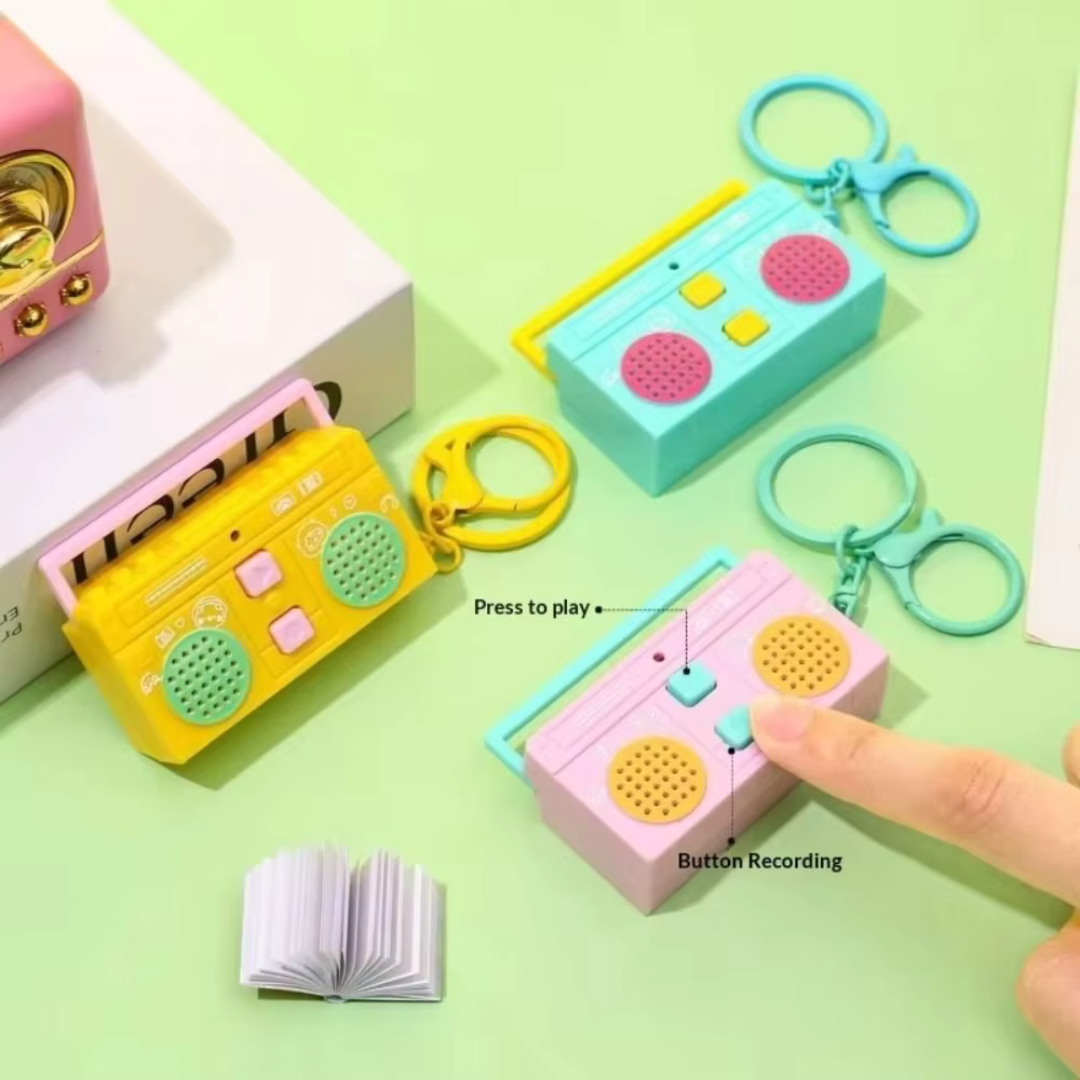 Mini llavero y grabadora Vintage de radiocasete